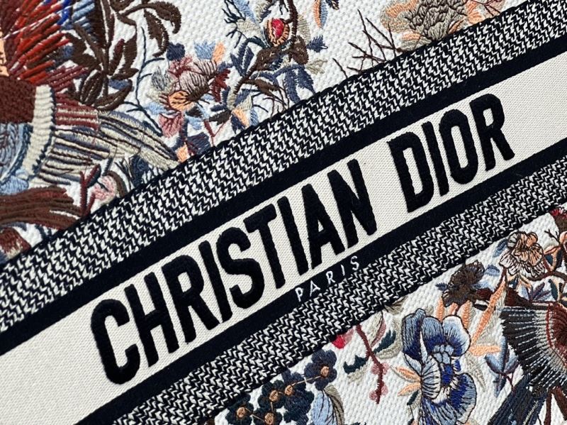 Christian Dior Shopping Bags